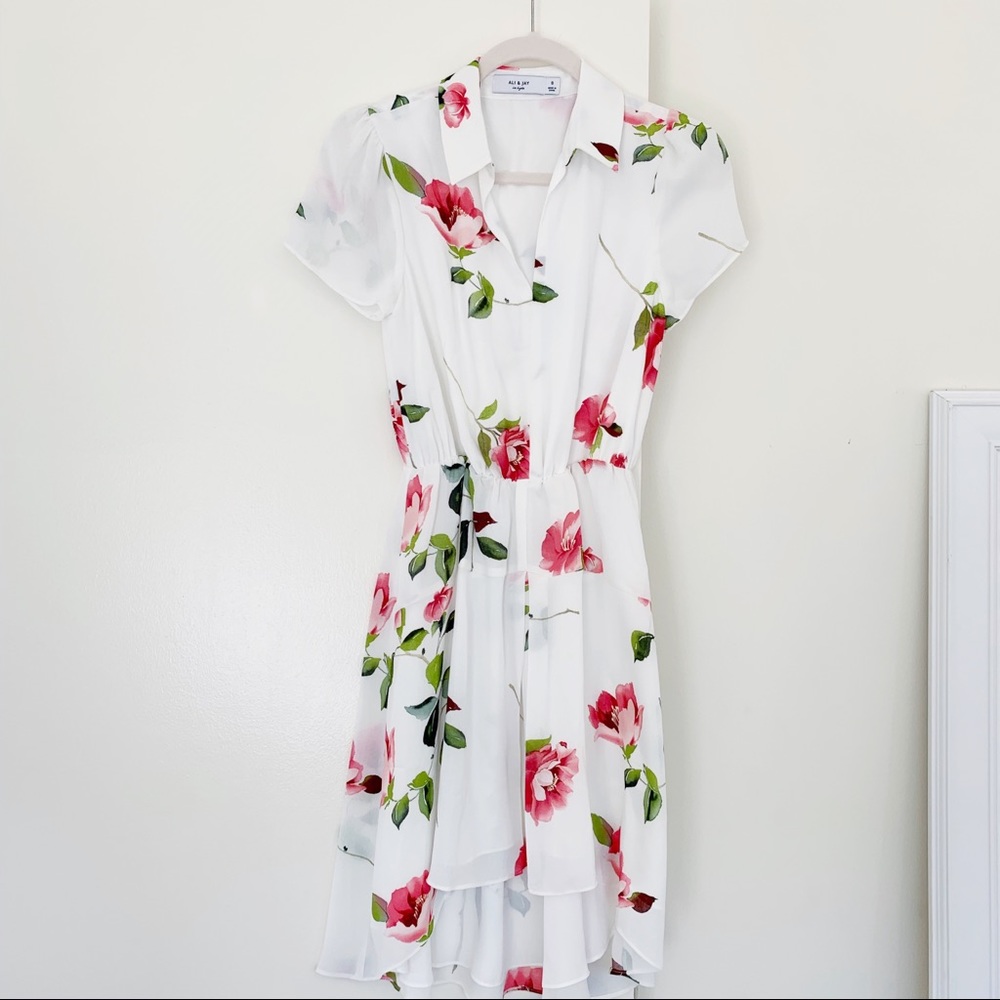 BRAND NEW! Ali & Jay White Floral Shirtdress